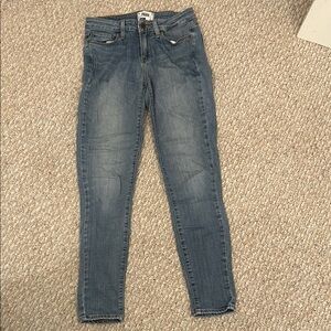Paige Women's skinny Jeans, size 27
